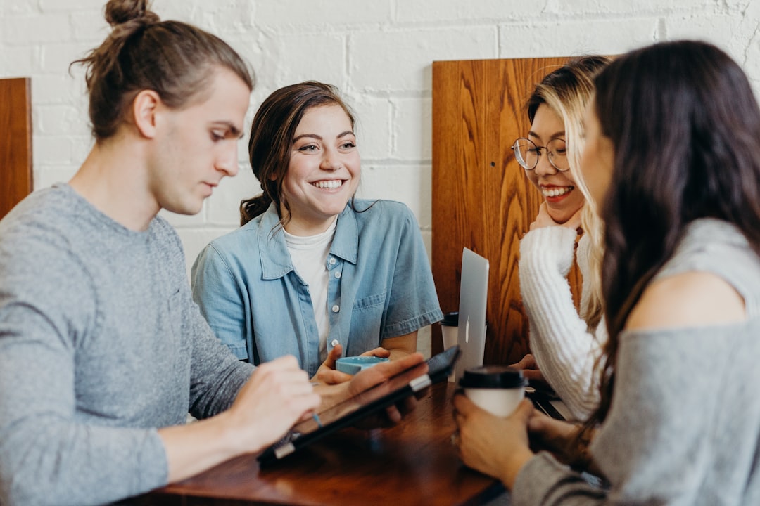delivery-policy a-group-of-friends-at-a-coffee-shop-uhvrvdr7pg